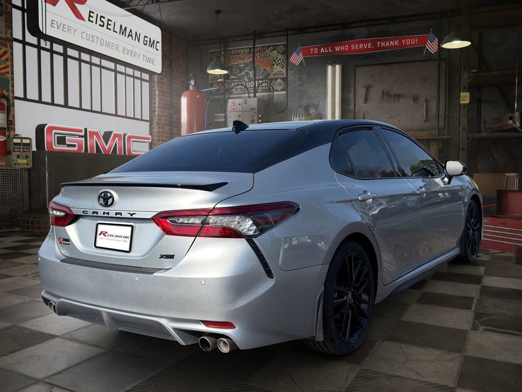 Used 2023 Toyota Camry XSE w/ Navigation Package FWD image 3