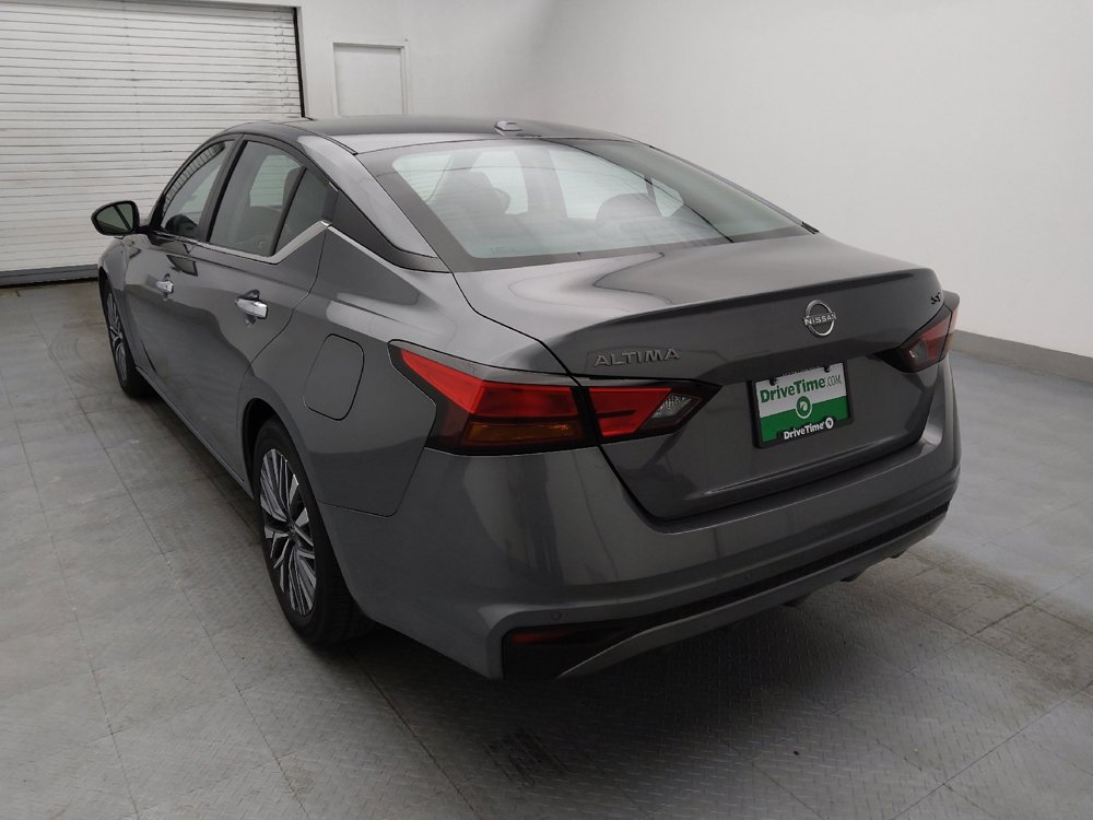 Used 2024 Nissan Altima 2.5 SV image 5