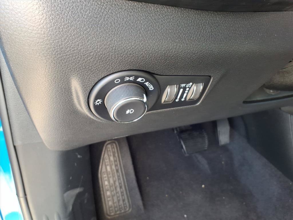 New 2026 Jeep Compass Latitude AWD/4WD image 10