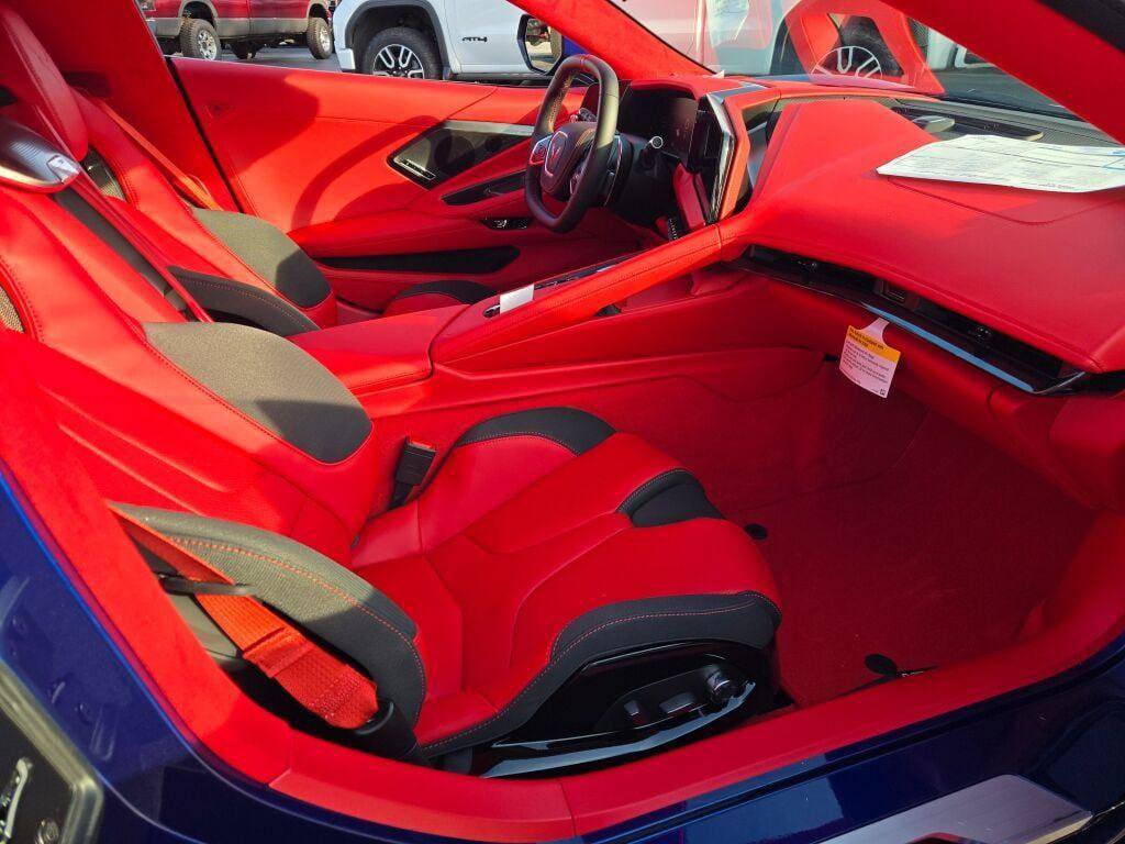New 2027 Chevrolet Corvette Grand Sport w/ Stealth Interior Trim Package RWD image 7