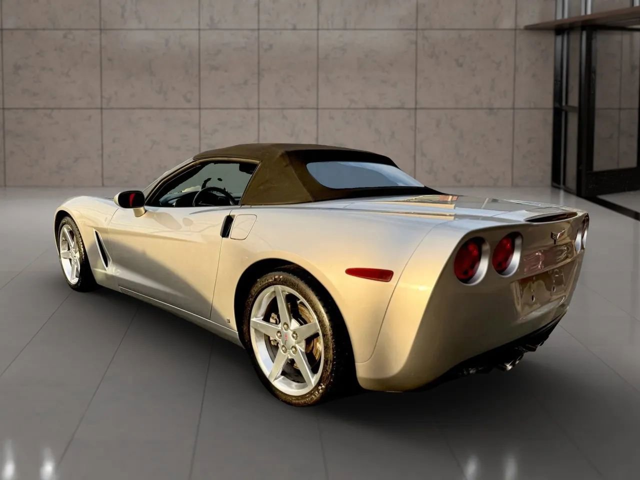 Used 2006 Chevrolet Corvette Convertible w/ Preferred Equipment Group image 5