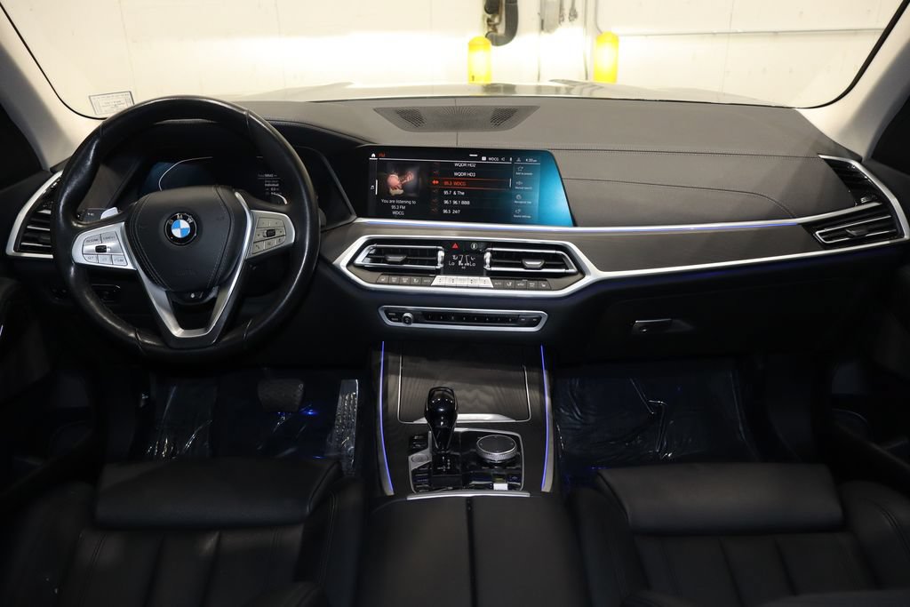 Used 2022 BMW X7 xDrive40i w/ Cold Weather Package AWD/4WD image 13