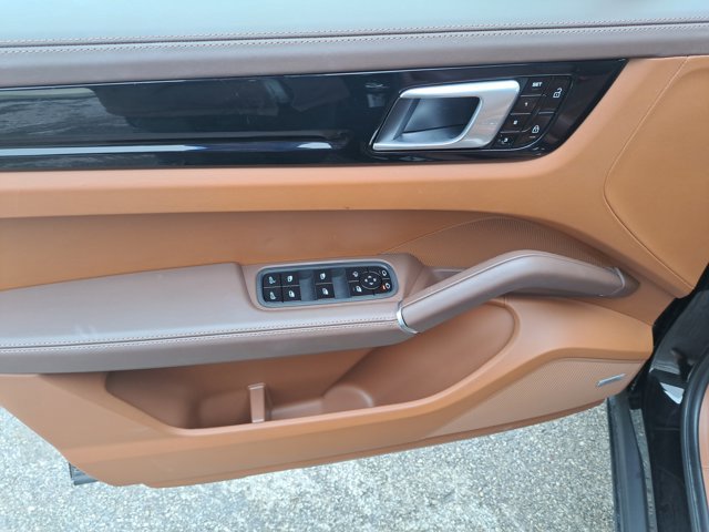 Certified 2021 Porsche Cayenne image 23