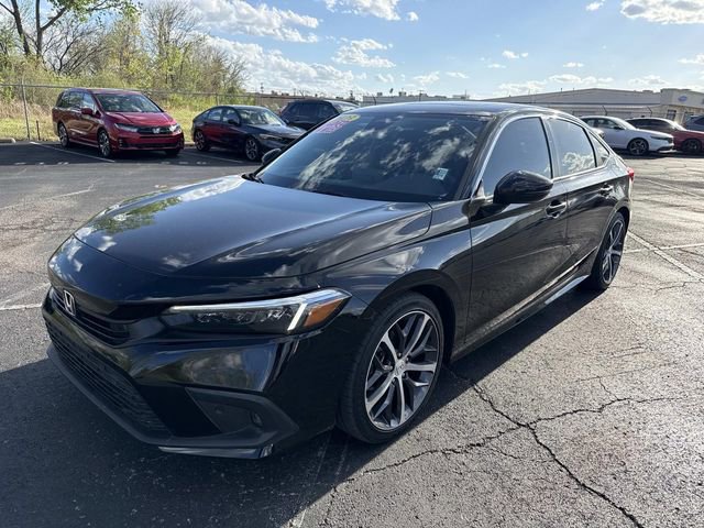 Used 2023 Honda Civic Touring image 3
