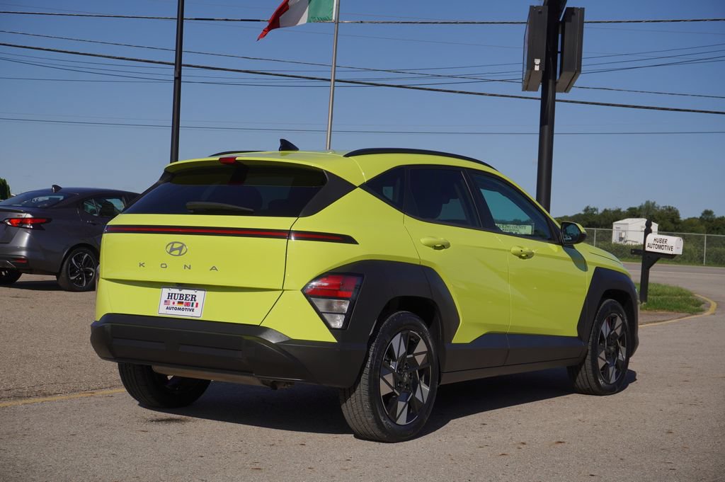 Used 2025 Hyundai Kona SEL FWD image 7