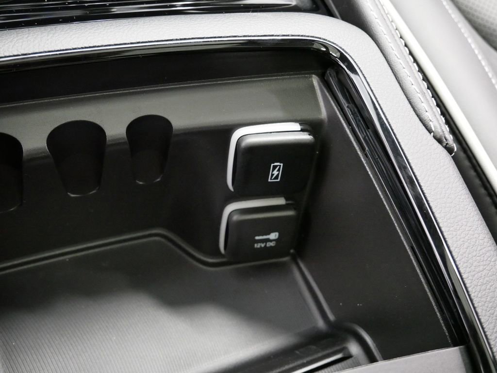 New 2026 Chrysler Pacifica Limited w/ S Appearance Package image 39