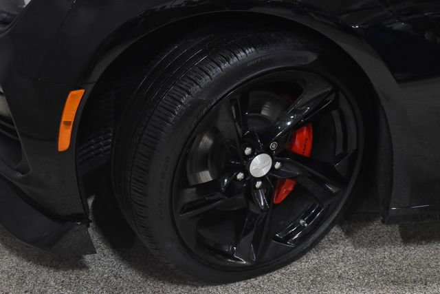 Used 2020 Chevrolet Camaro SS image 11