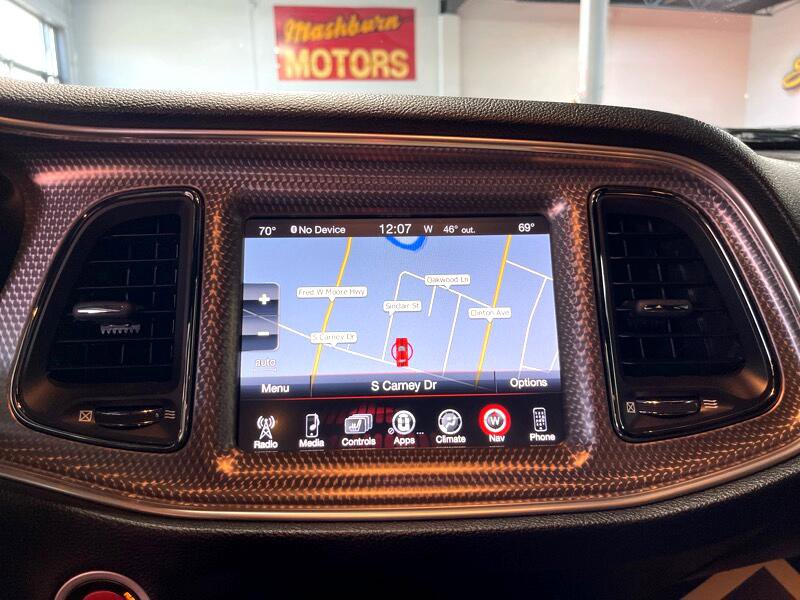 Used 2015 Dodge Challenger SRT Hellcat image 36