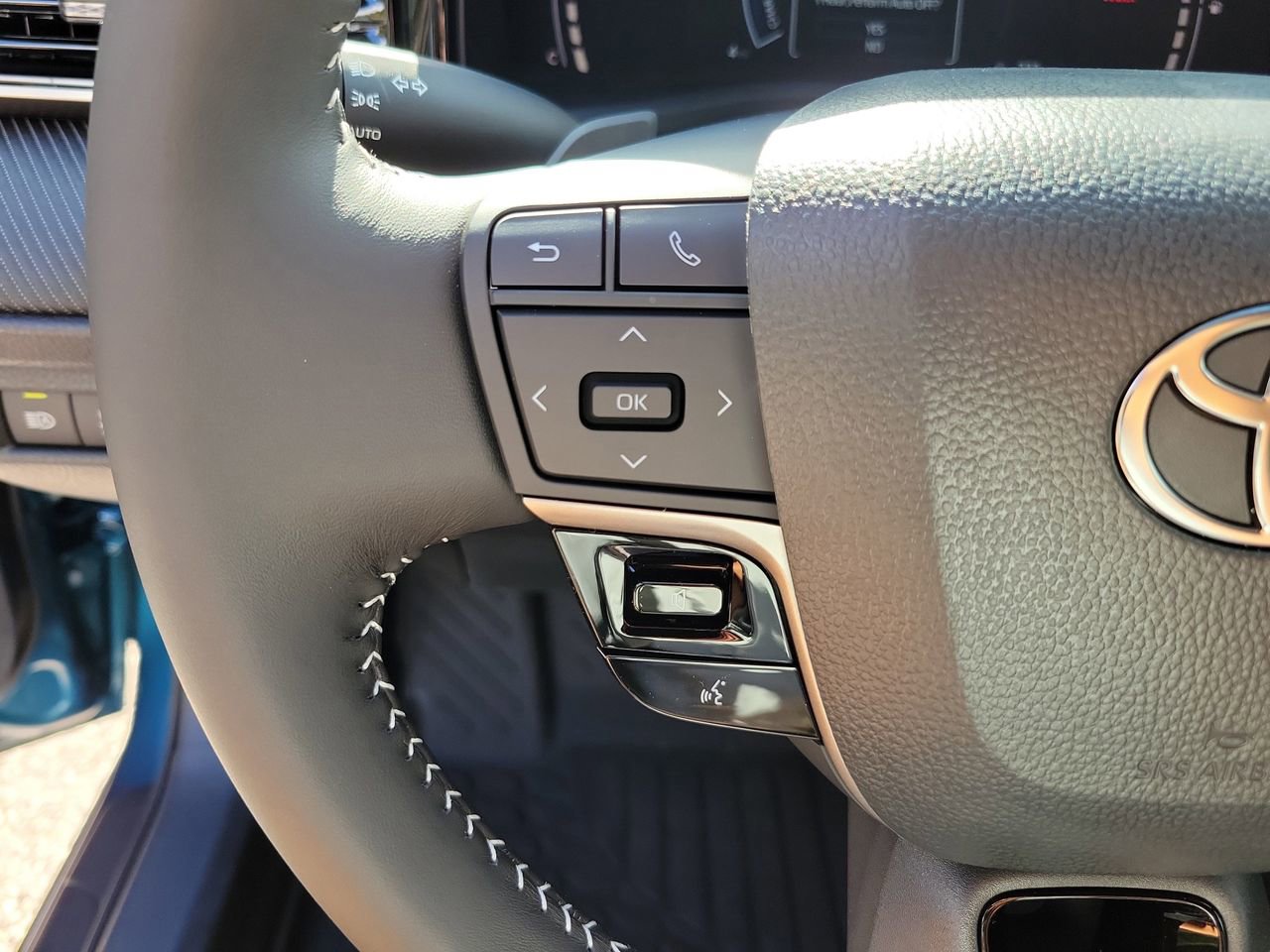 New 2026 Toyota Camry SE FWD image 20