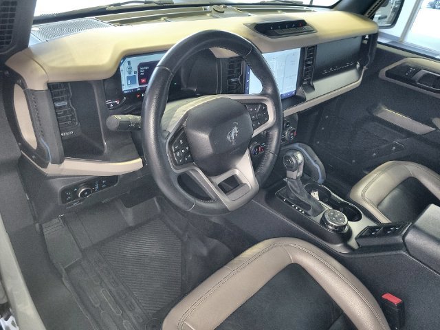 Used 2023 Ford Bronco Wildtrak AWD/4WD image 14