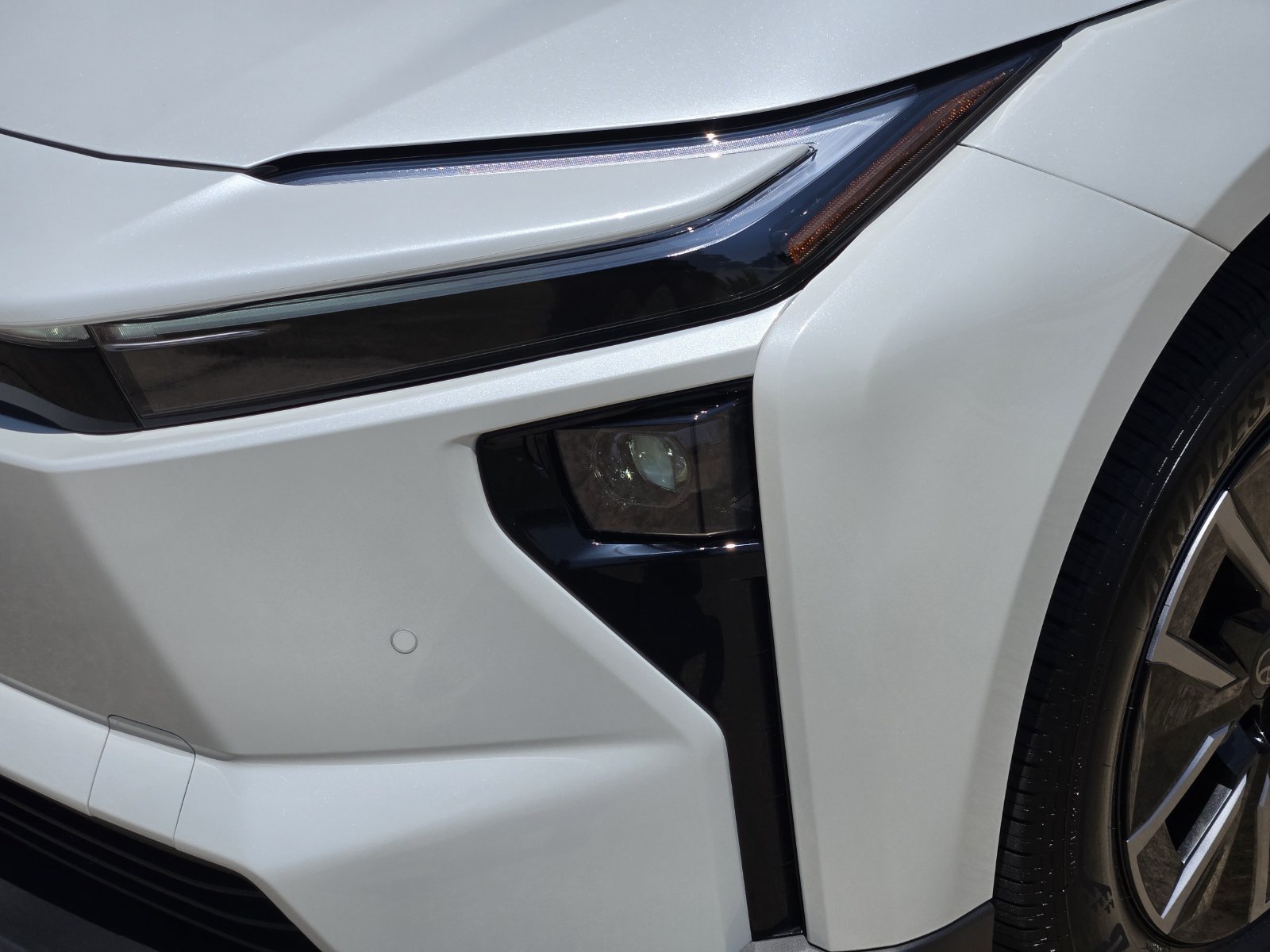 New 2026 Toyota bZ FWD image 9