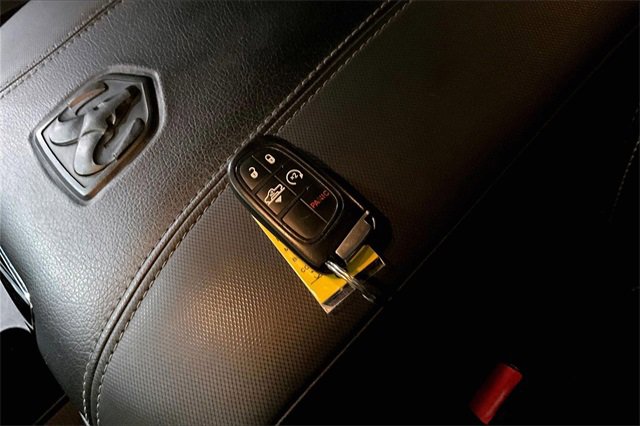 Used 2018 RAM 1500 Rebel w/ Luxury Group image 31