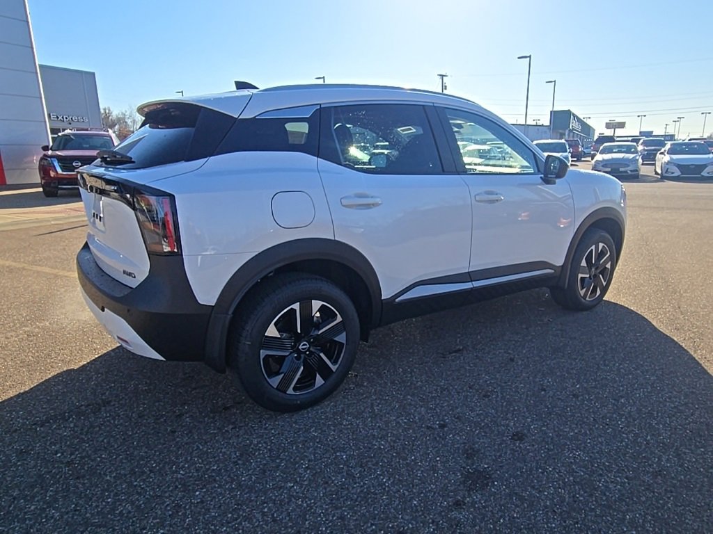 New 2026 Nissan Kicks SV image 8