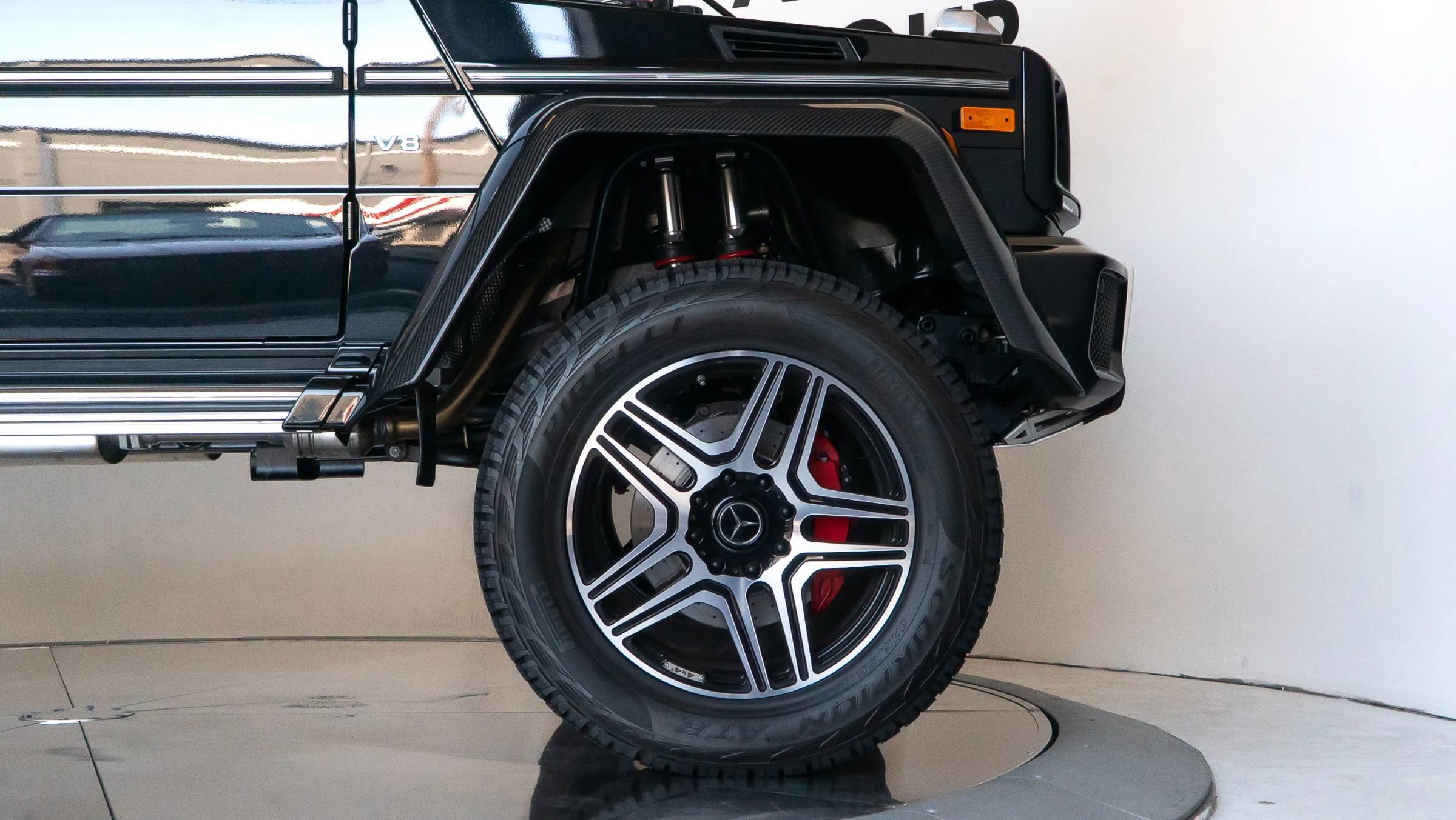 Used 2017 Mercedes-Benz G 550 Squared image 18