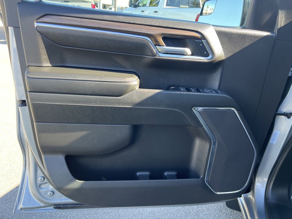 Used 2023 Chevrolet Silverado 1500 LT w/ Protection Package image 15