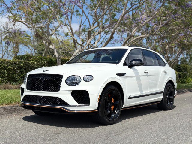 Used 2025 Bentley Bentayga