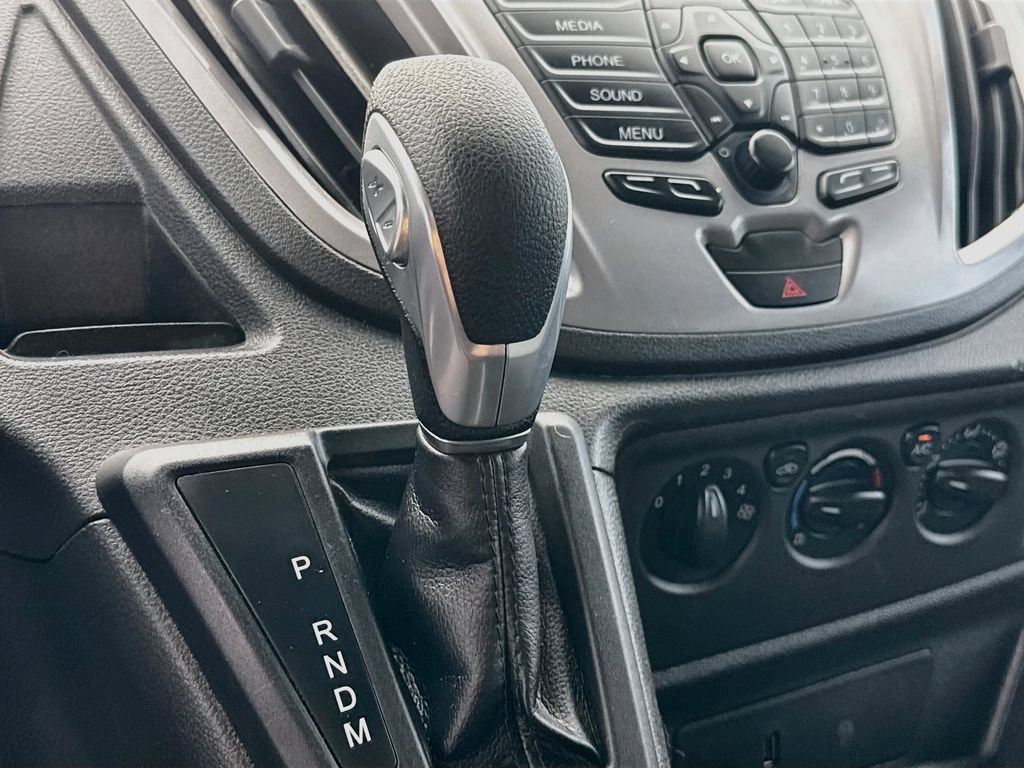 Used 2019 Ford Transit 150 XLT RWD image 8