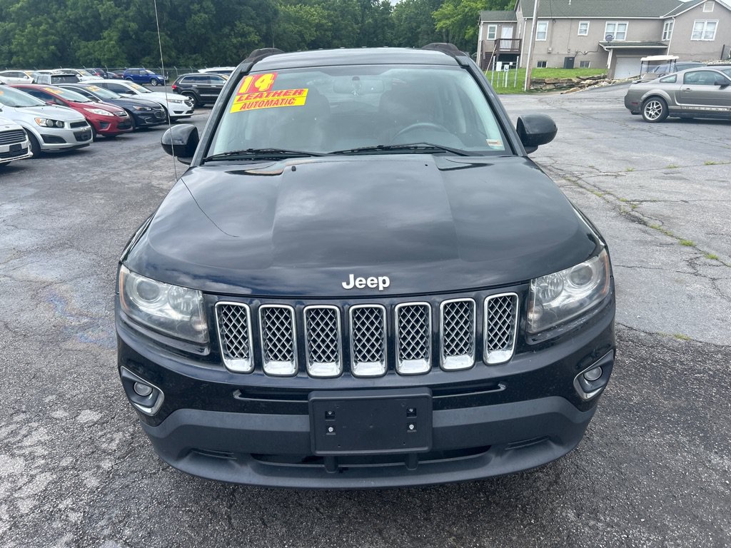 Used 2014 Jeep Compass Limited AWD/4WD image 3