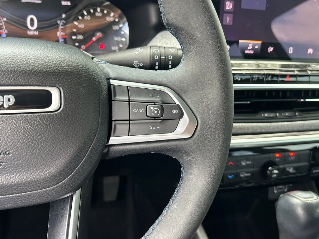 Certified 2022 Jeep Compass Latitude image 45