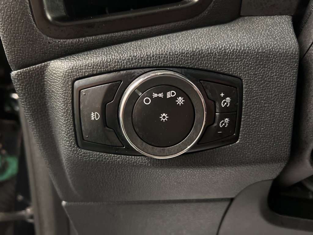 Certified 2022 Ford EcoSport SE w/ SE Appearance Package image 23