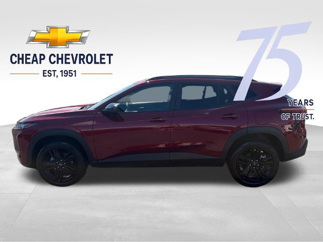 Used 2024 Chevrolet Trax ACTIV w/ Driver Confidence Package FWD image 2