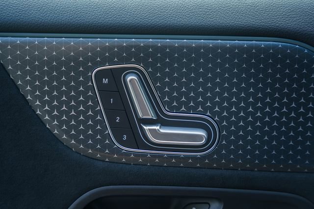 Certified 2024 Mercedes-Benz GLA 250 4MATIC image 40