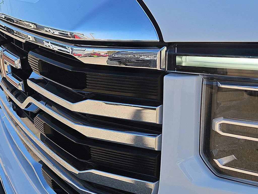 Used 2024 GMC Sierra 1500 SLT w/ SLT Premium Plus Package AWD/4WD image 14