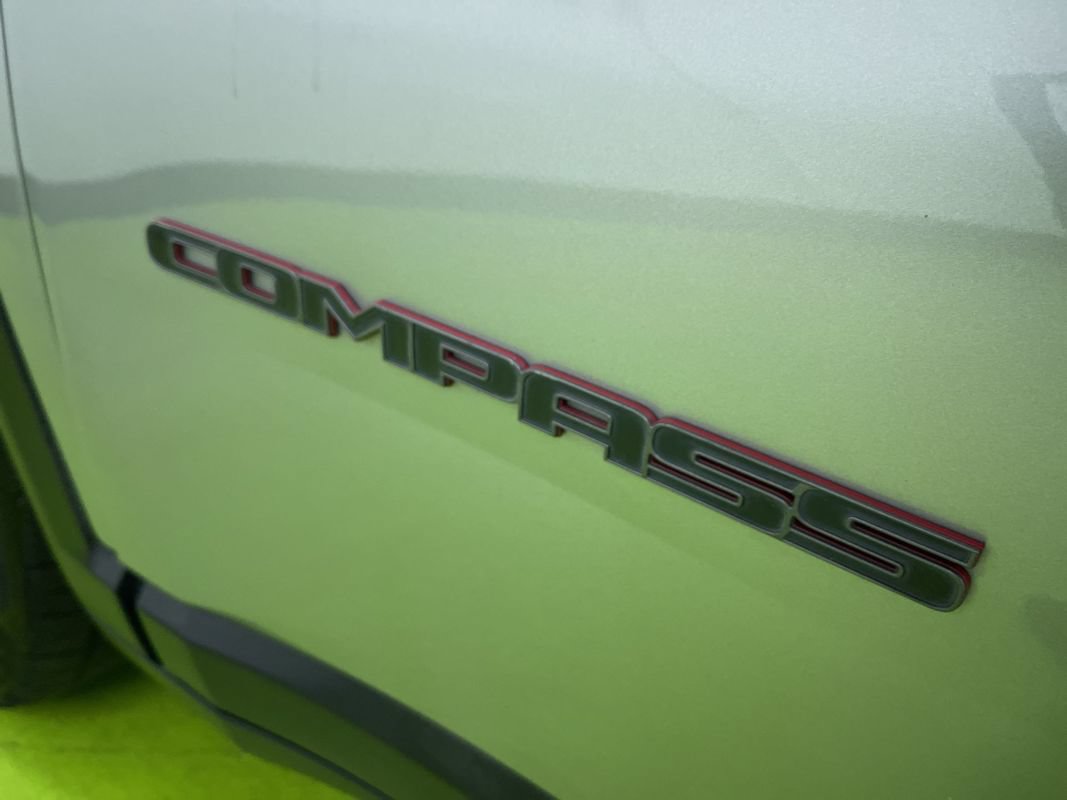 Used 2019 Jeep Compass Trailhawk AWD/4WD image 15