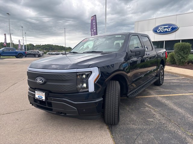 New 2025 Ford F150 Lightning Flash image 4