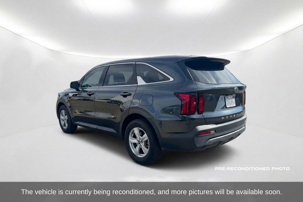 Used 2021 Kia Sorento LX FWD image 8