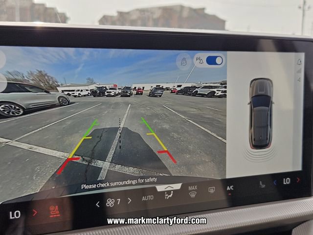 New 2026 Ford Explorer Active w/ Active Comfort Package image 17