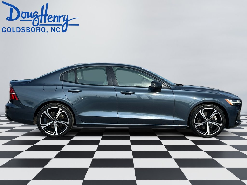 Used 2024 Volvo S60 B5 Core AWD/4WD image 6