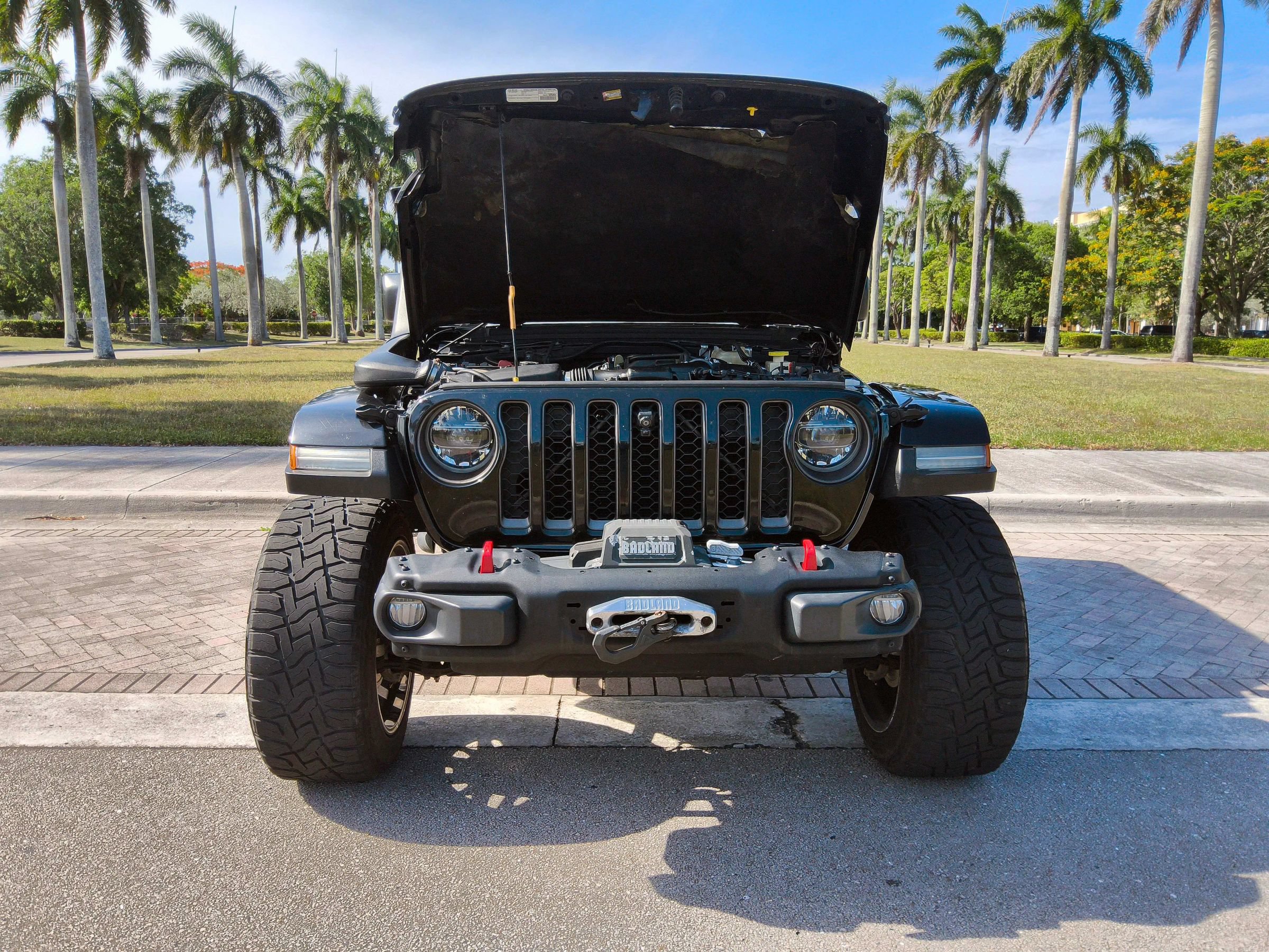 Used 2020 Jeep Gladiator Rubicon AWD/4WD image 39