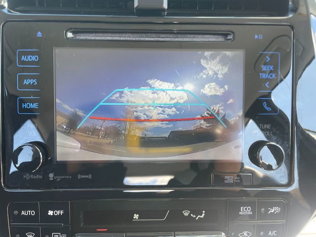Used 2018 Toyota Prius Three image 22