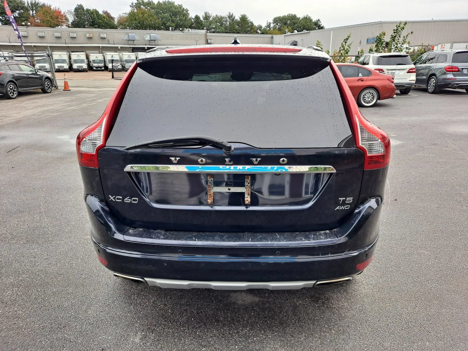 Used 2017 Volvo XC60 T5 Inscription w/ Advanced Package AWD/4WD image 6
