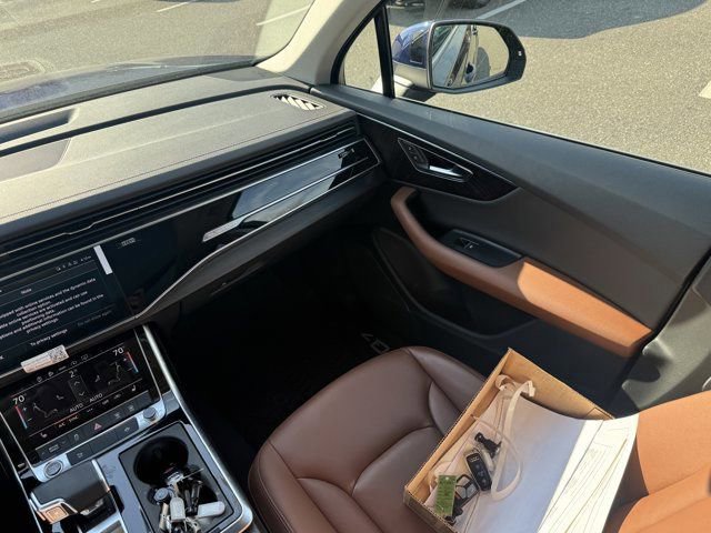 Certified 2023 Audi Q7 2.0T Premium w/ Convenience Package image 14