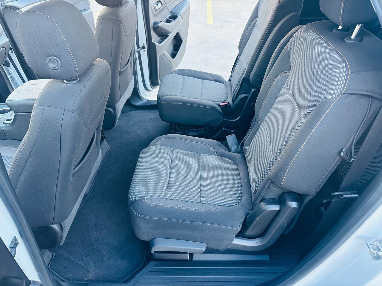 Used 2019 Chevrolet Traverse LT image 23