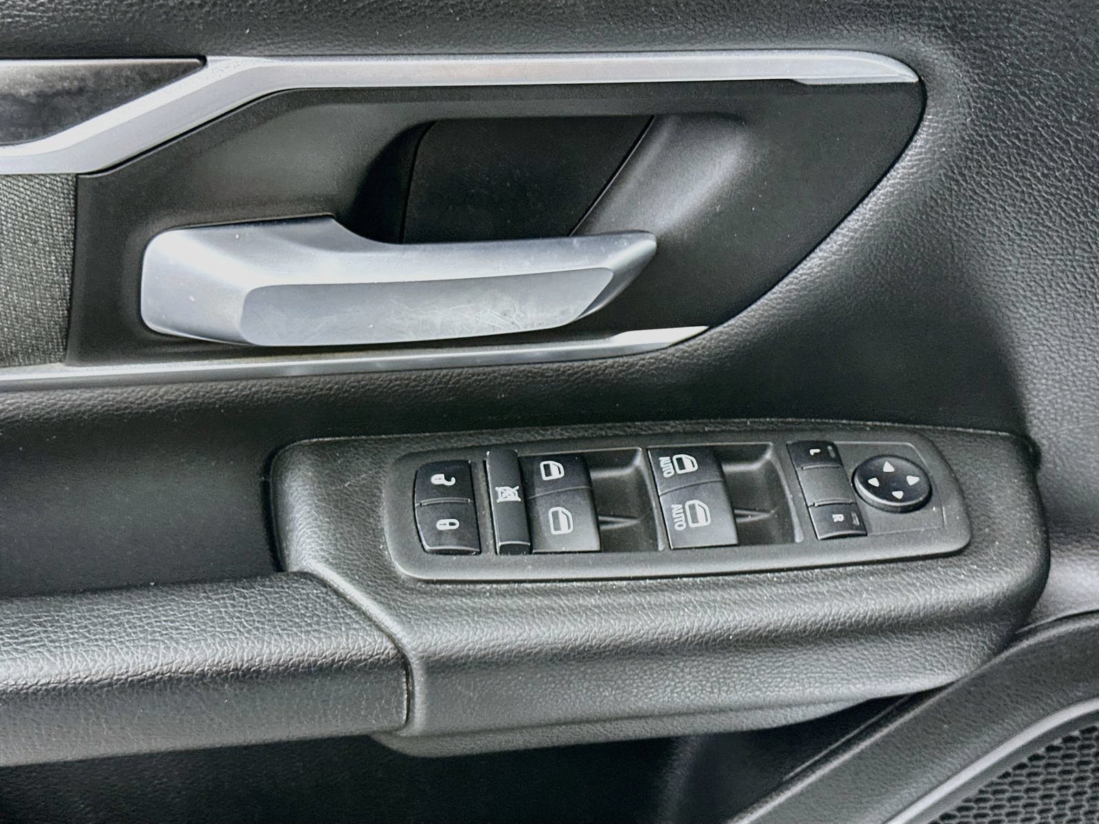 Used 2022 RAM 1500 Big Horn AWD/4WD image 18