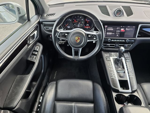 Used 2021 Porsche Macan image 19
