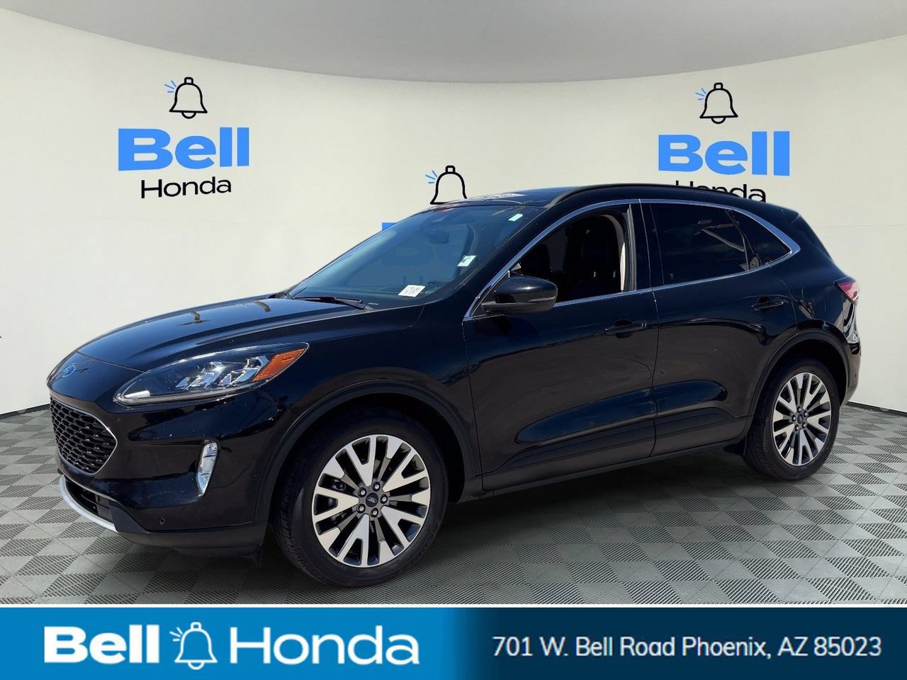 Used 2020 Ford Escape Titanium w/ Titanium Premium Package 2.0 AWD/4WD image 1
