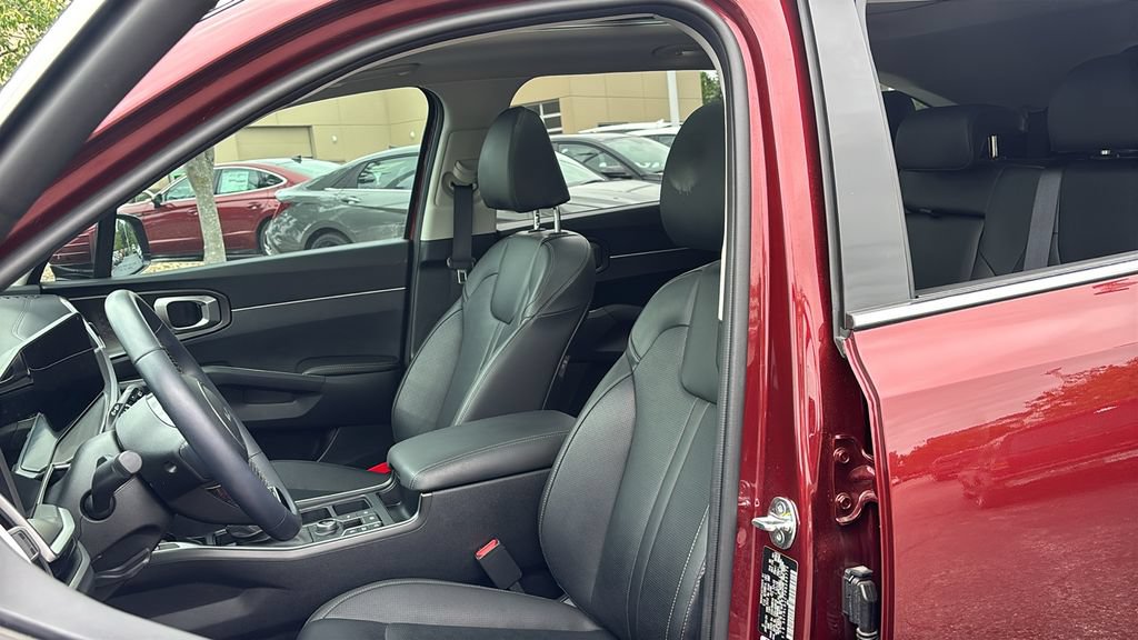 Used 2024 Kia Sorento S w/ Panoramic Sunroof Package AWD/4WD image 10