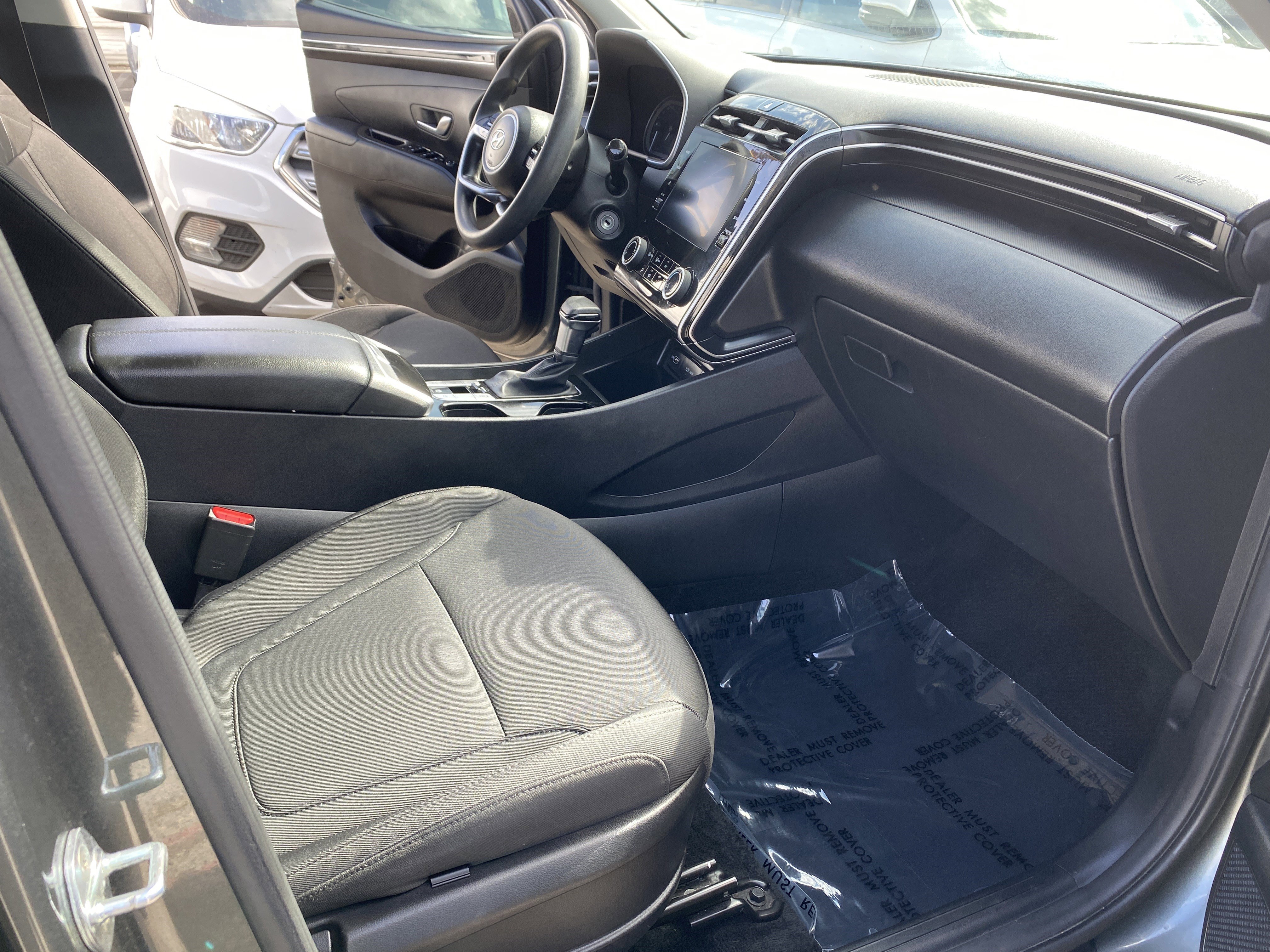 Used 2022 Hyundai Tucson SE image 19