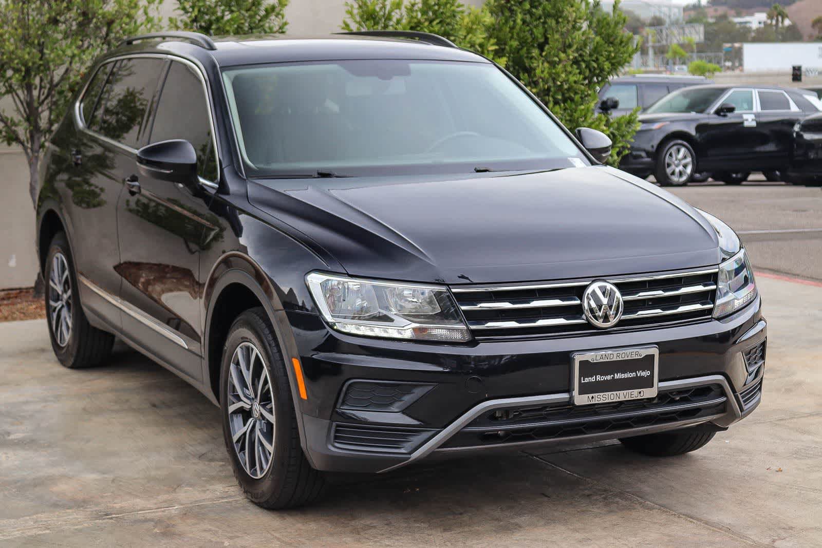 Used 2020 Volkswagen Tiguan SE FWD image 3