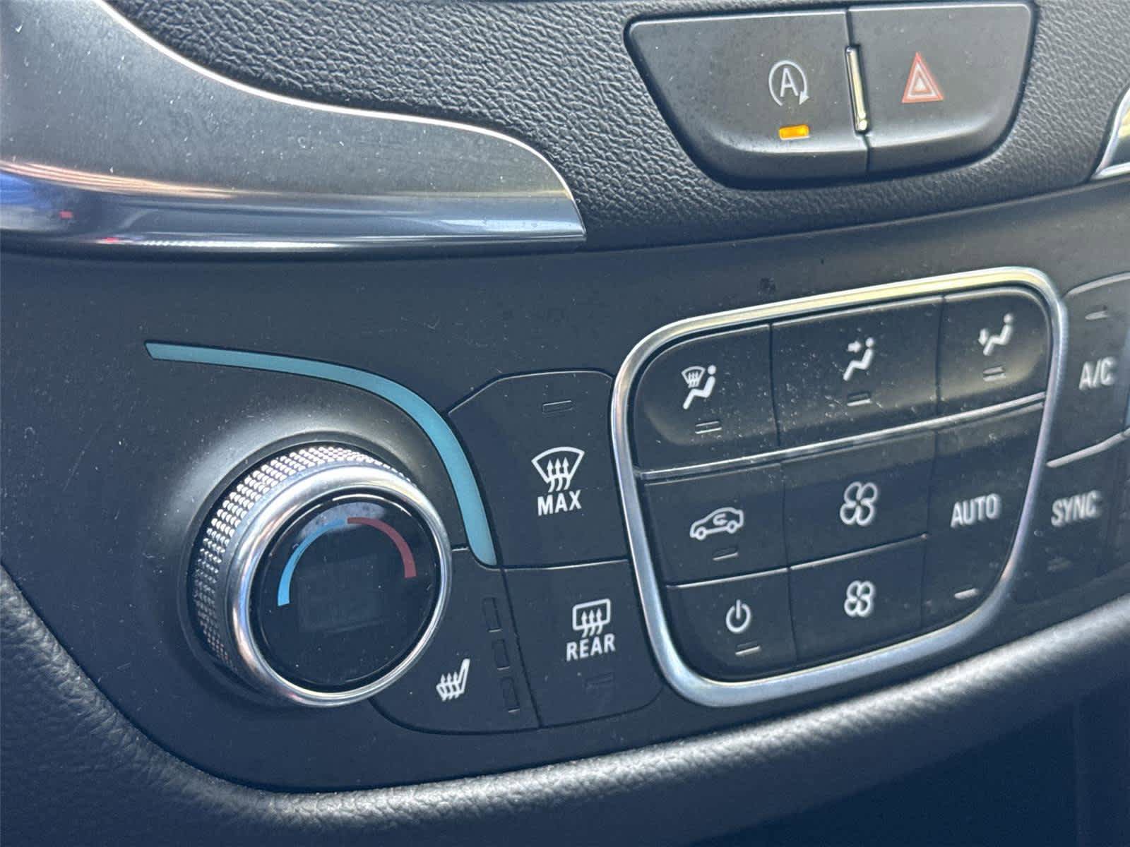 Certified 2023 Chevrolet Equinox LT AWD/4WD image 20