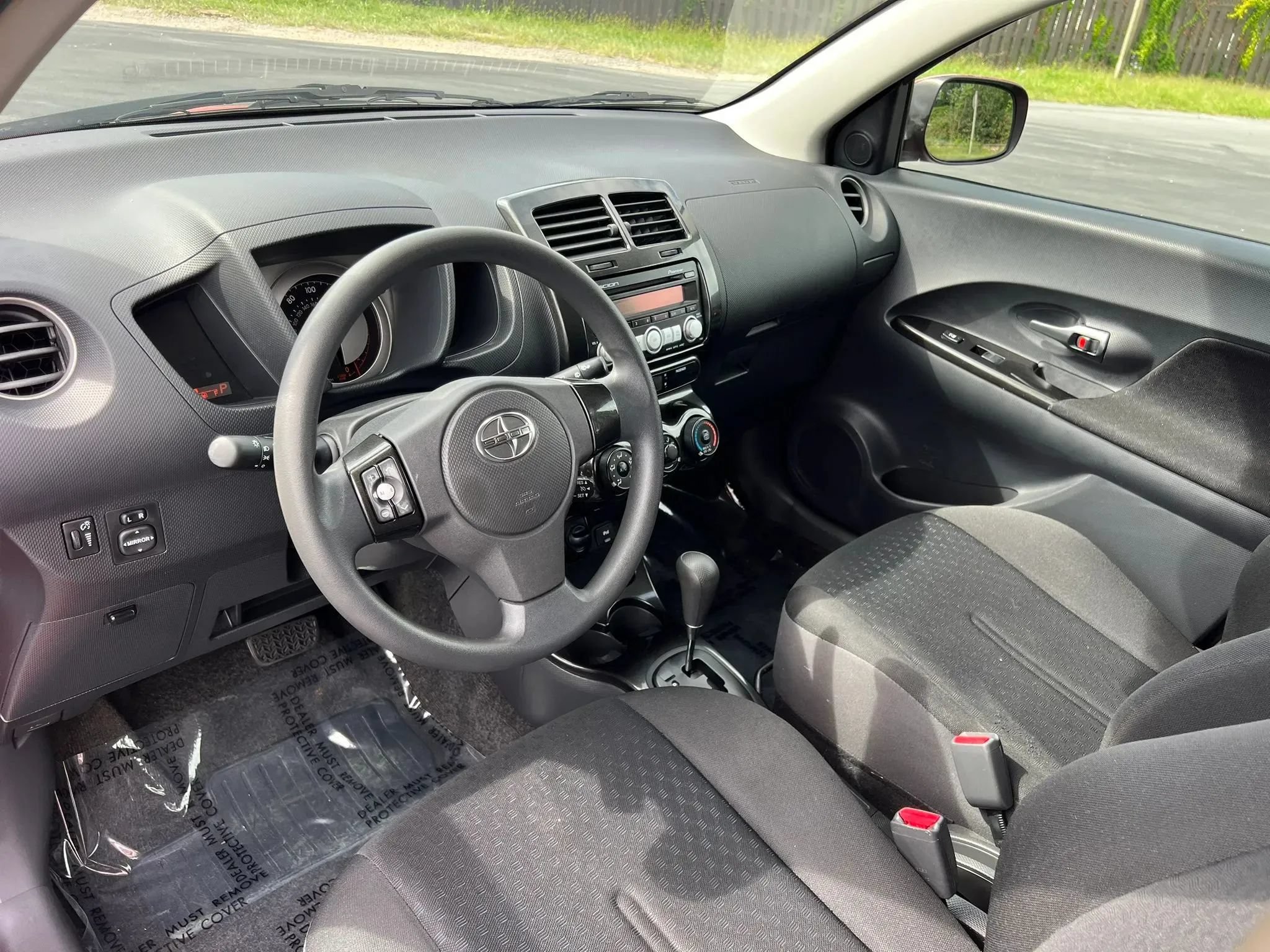 Used 2009 Scion xD FWD image 10