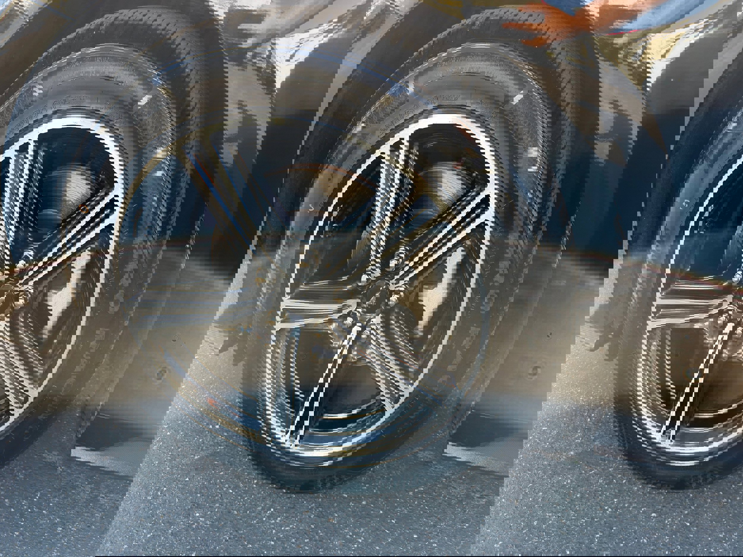 Used 2024 Ford Mustang Ecoboost image 29