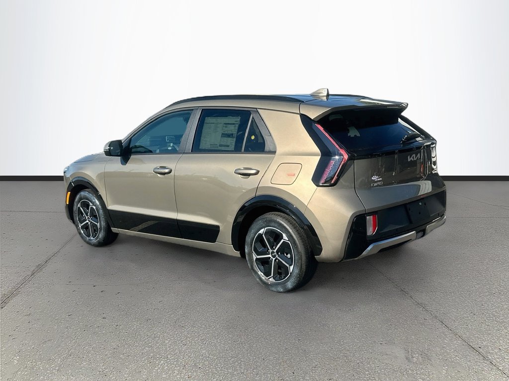 New 2027 Kia Niro FWD image 5
