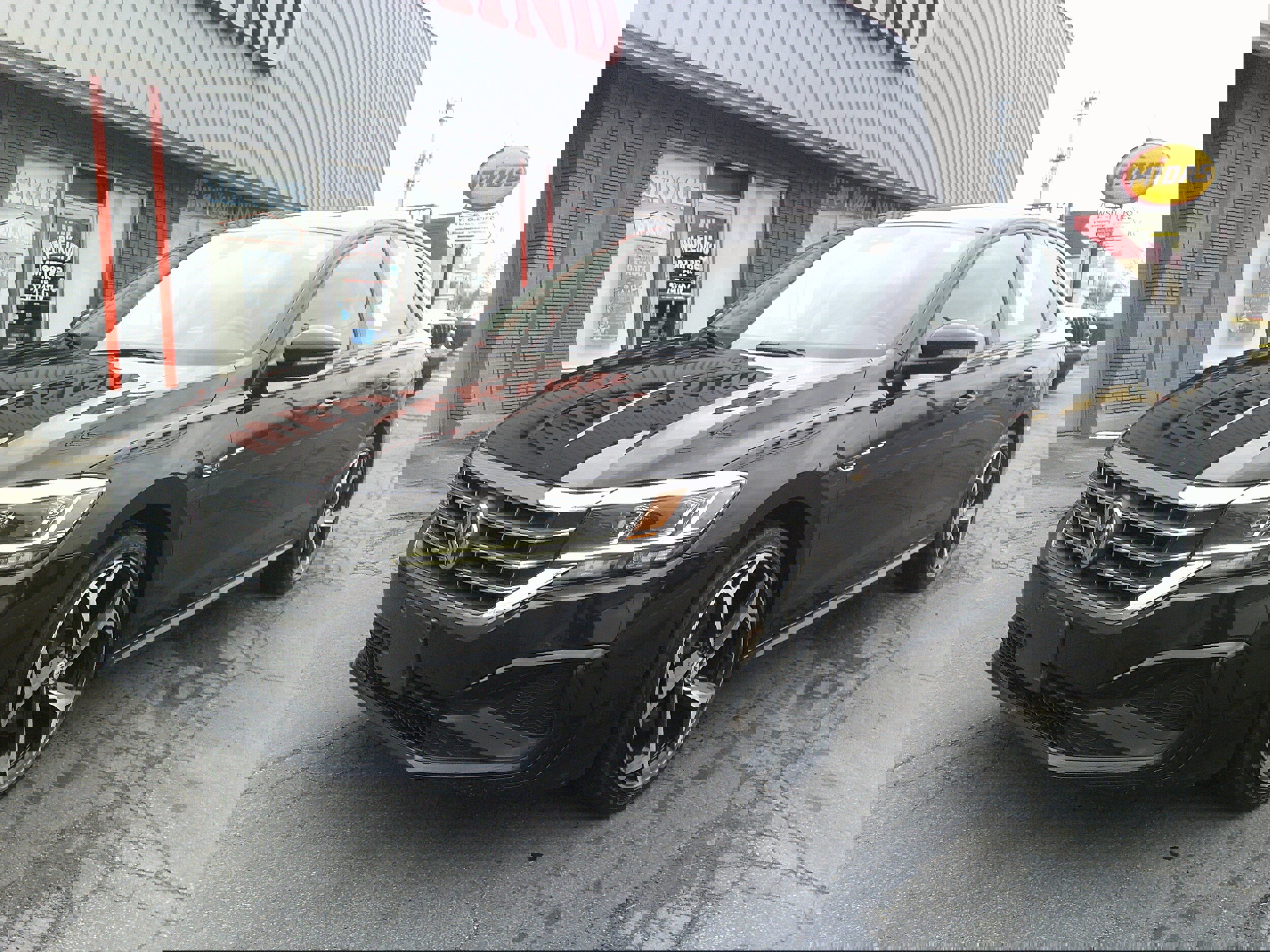 Used 2020 Volkswagen Passat 2.0T R-Line image 11