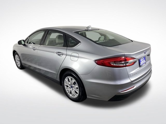 Used 2020 Ford Fusion S FWD image 9