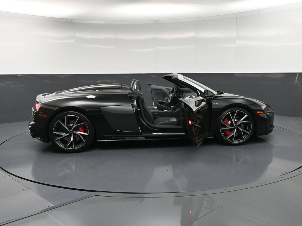 Used 2023 Audi R8 V10 performance w/ Carbon Exterior Package RWD image 34
